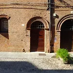 Apartment Center - Luxury In Medieval Area With Wi-fi