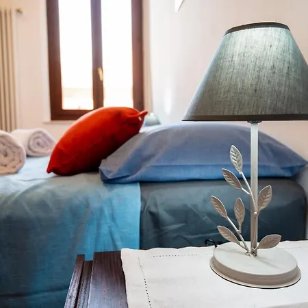 Apartment Center - Luxury In Medieval Area With Wi-fi