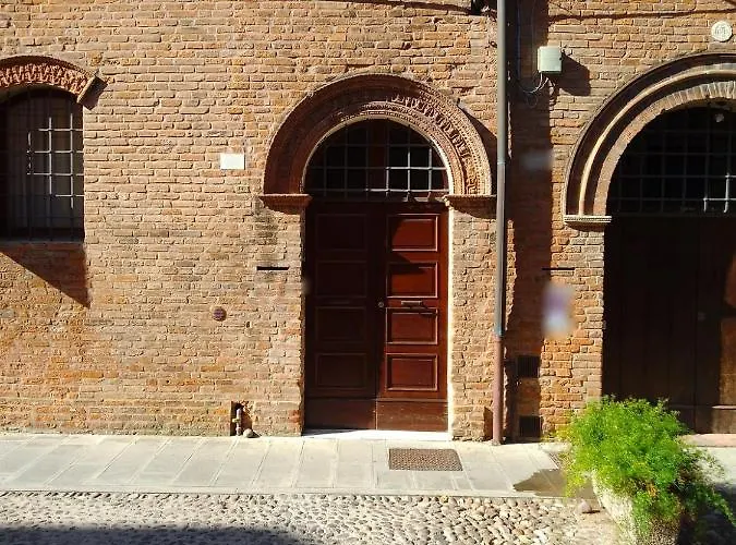 Апартаменты Center - Luxury In Medieval Area With Wi-fi